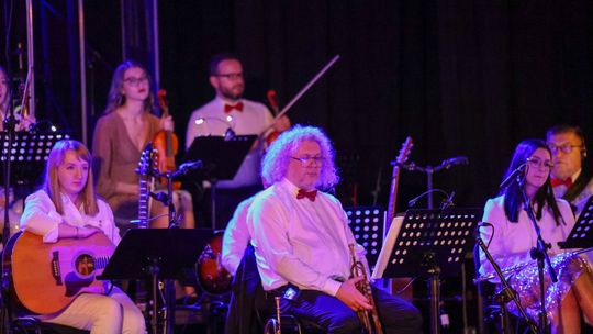 Chełm. KONCERT KOLĘD I PASTORAŁEK "POKÓJ NA ZIEMI" [GALERIA ZDJĘĆ]