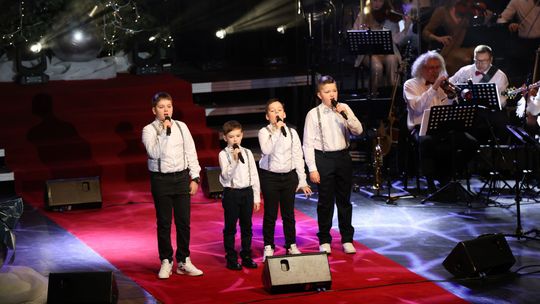 Chełm. KONCERT KOLĘD I PASTORAŁEK "POKÓJ NA ZIEMI" [GALERIA ZDJĘĆ]