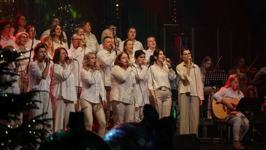 Chełm. KONCERT KOLĘD I PASTORAŁEK "POKÓJ NA ZIEMI" [GALERIA ZDJĘĆ]