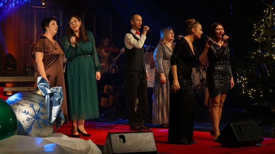Chełm. KONCERT KOLĘD I PASTORAŁEK "POKÓJ NA ZIEMI" [GALERIA ZDJĘĆ]