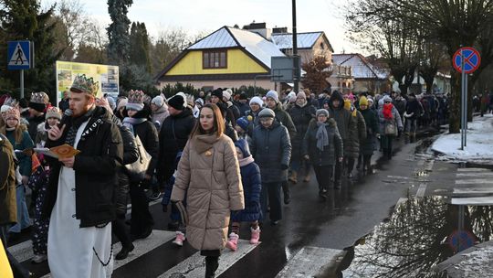 Orszak trzech króli przeszedł ulicami Włodawy [GALERIA ZDJĘĆ]