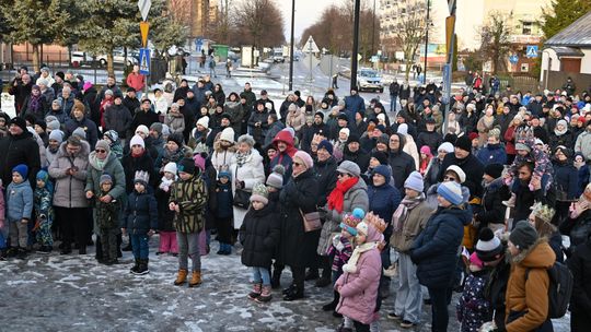 Orszak trzech króli przeszedł ulicami Włodawy [GALERIA ZDJĘĆ]