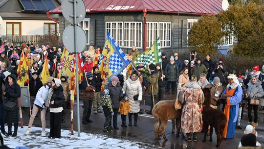 Orszak trzech króli przeszedł ulicami Włodawy [GALERIA ZDJĘĆ]