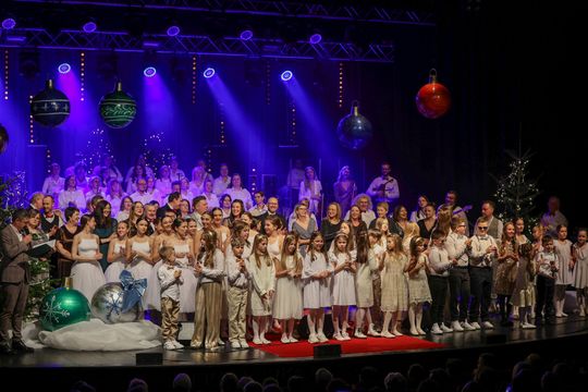 Chełm. KONCERT KOLĘD I PASTORAŁEK "POKÓJ NA ZIEMI" [GALERIA ZDJĘĆ]