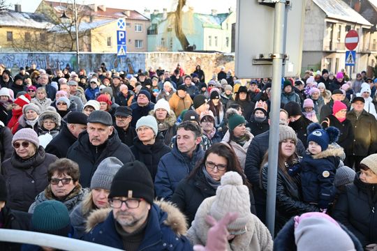 Orszak trzech króli przeszedł ulicami Włodawy [GALERIA ZDJĘĆ]