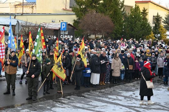 Orszak trzech króli przeszedł ulicami Włodawy [GALERIA ZDJĘĆ]