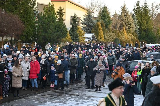 Orszak trzech króli przeszedł ulicami Włodawy [GALERIA ZDJĘĆ]