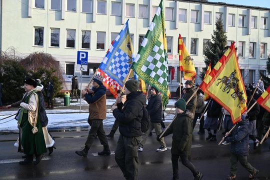 Orszak trzech króli przeszedł ulicami Włodawy [GALERIA ZDJĘĆ]