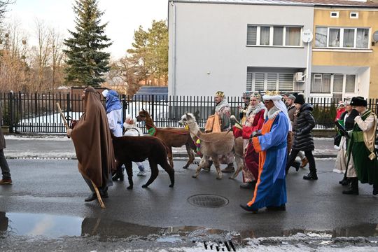 Orszak trzech króli przeszedł ulicami Włodawy [GALERIA ZDJĘĆ]
