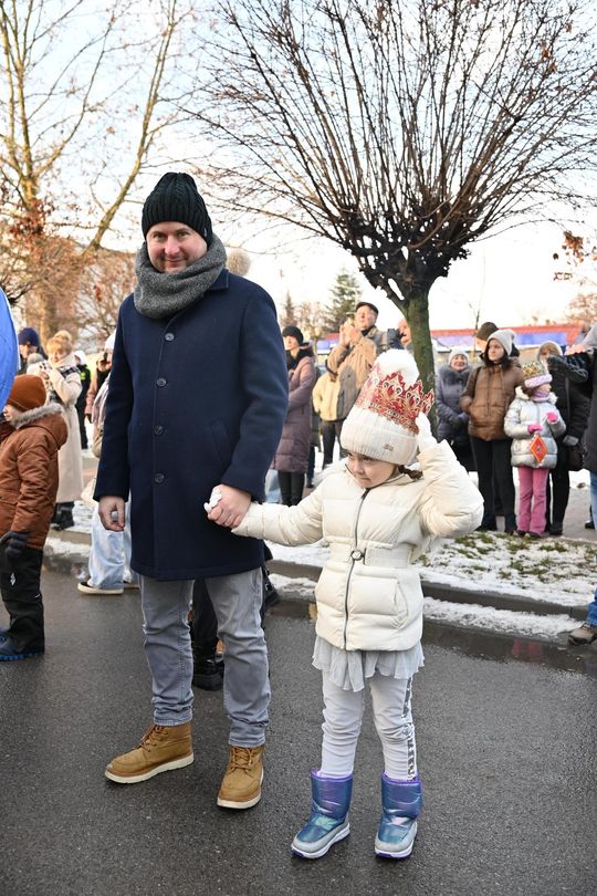 Orszak trzech króli przeszedł ulicami Włodawy [GALERIA ZDJĘĆ]