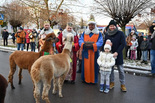 Orszak trzech króli przeszedł ulicami Włodawy [GALERIA ZDJĘĆ]