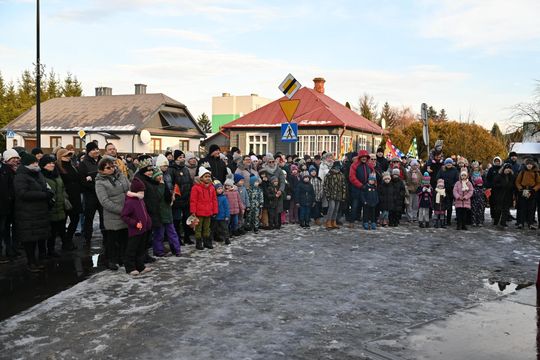 Orszak trzech króli przeszedł ulicami Włodawy [GALERIA ZDJĘĆ]