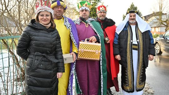 Gm. Rejowiec Fabryczny. Uliczkami Pawłowa przeszedł Orszak Trzech Króli [GALERIA ZDJĘĆ]