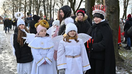 Gm. Rejowiec Fabryczny. Uliczkami Pawłowa przeszedł Orszak Trzech Króli [GALERIA ZDJĘĆ]
