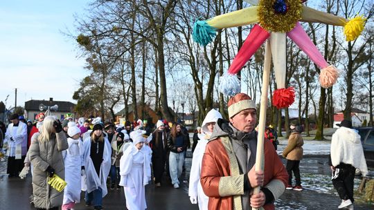 Gm. Rejowiec Fabryczny. Uliczkami Pawłowa przeszedł Orszak Trzech Króli [GALERIA ZDJĘĆ]