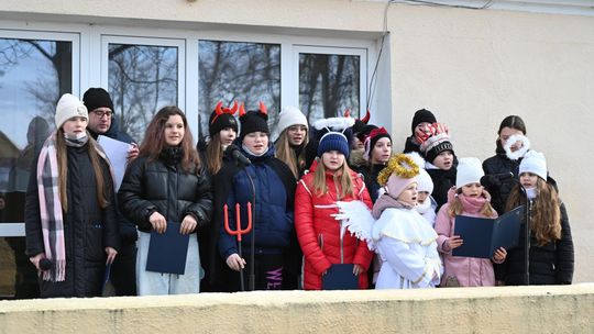 Gm. Rejowiec Fabryczny. Uliczkami Pawłowa przeszedł Orszak Trzech Króli [GALERIA ZDJĘĆ]