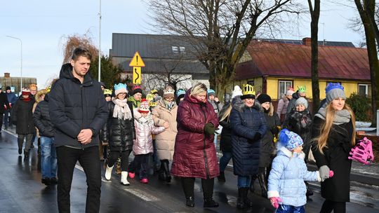 Gm. Rejowiec Fabryczny. Uliczkami Pawłowa przeszedł Orszak Trzech Króli [GALERIA ZDJĘĆ]