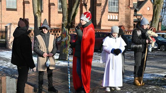 Gm. Rejowiec Fabryczny. Uliczkami Pawłowa przeszedł Orszak Trzech Króli [GALERIA ZDJĘĆ]