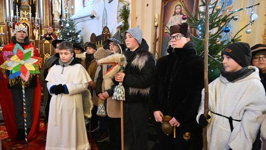 Gm. Rejowiec Fabryczny. Uliczkami Pawłowa przeszedł Orszak Trzech Króli [GALERIA ZDJĘĆ]