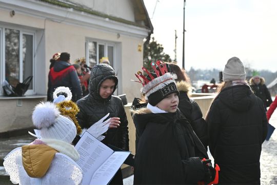 Gm. Rejowiec Fabryczny. Uliczkami Pawłowa przeszedł Orszak Trzech Króli [GALERIA ZDJĘĆ]