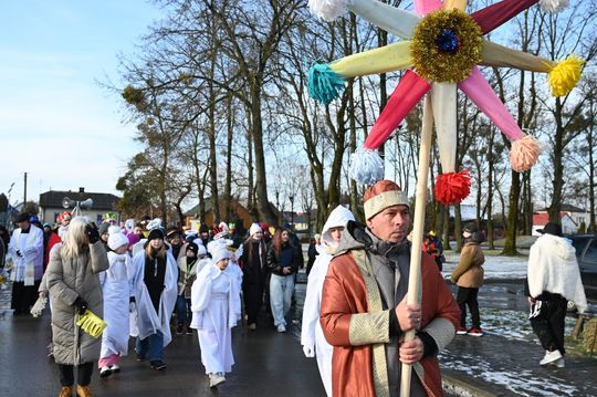Gm. Rejowiec Fabryczny. Uliczkami Pawłowa przeszedł Orszak Trzech Króli [GALERIA ZDJĘĆ]