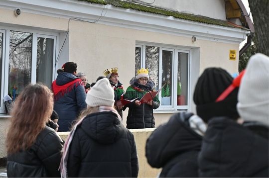 Gm. Rejowiec Fabryczny. Uliczkami Pawłowa przeszedł Orszak Trzech Króli [GALERIA ZDJĘĆ]