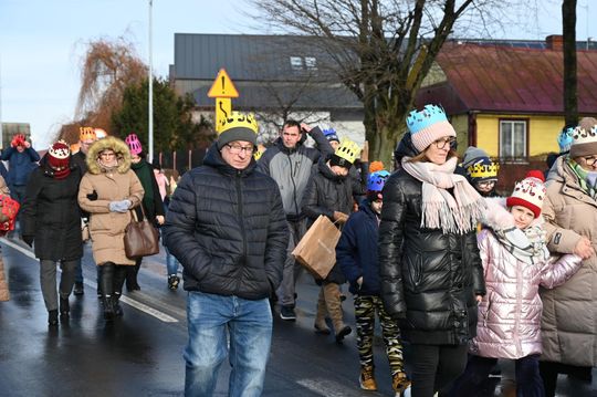 Gm. Rejowiec Fabryczny. Uliczkami Pawłowa przeszedł Orszak Trzech Króli [GALERIA ZDJĘĆ]