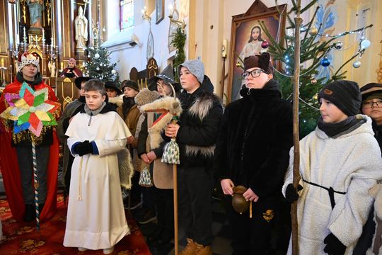 Gm. Rejowiec Fabryczny. Uliczkami Pawłowa przeszedł Orszak Trzech Króli [GALERIA ZDJĘĆ]