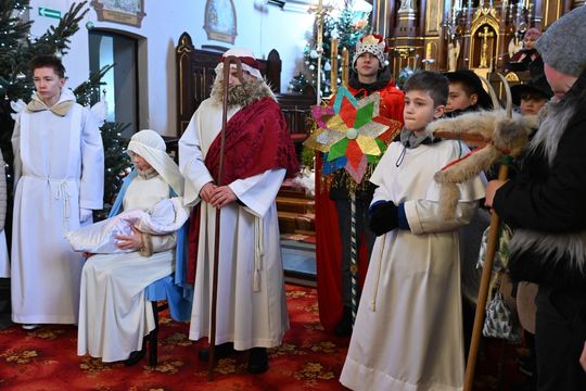 Gm. Rejowiec Fabryczny. Uliczkami Pawłowa przeszedł Orszak Trzech Króli [GALERIA ZDJĘĆ]