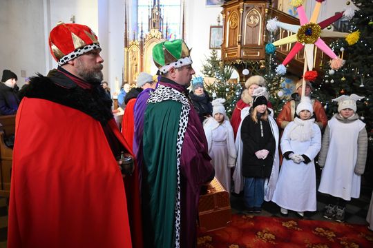 Gm. Rejowiec Fabryczny. Uliczkami Pawłowa przeszedł Orszak Trzech Króli [GALERIA ZDJĘĆ]