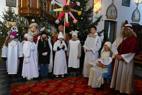 Gm. Rejowiec Fabryczny. Uliczkami Pawłowa przeszedł Orszak Trzech Króli [GALERIA ZDJĘĆ]