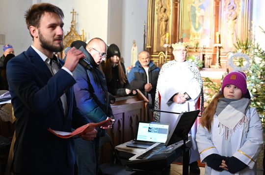 Gm. Rejowiec Fabryczny. Uliczkami Pawłowa przeszedł Orszak Trzech Króli [GALERIA ZDJĘĆ]