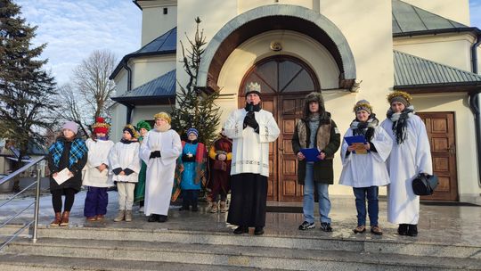 Gmina Hanna. Orszak Trzech Króli A.D. 2025 w Dołhobrodach [GALERIA ZDJĘĆ]