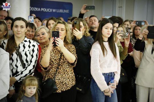 100 nowych policjantów zasiliło lubelski garnizon policji [GALERIA ZDJĘĆ]