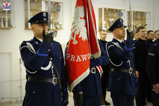 100 nowych policjantów zasiliło lubelski garnizon policji [GALERIA ZDJĘĆ]