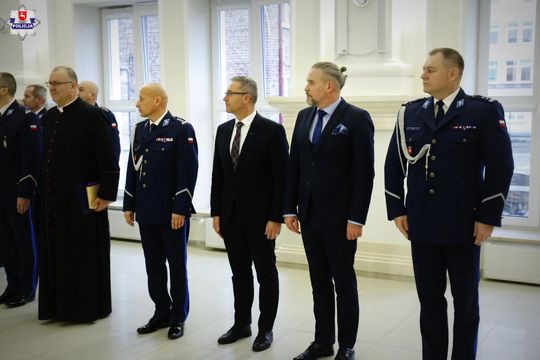 100 nowych policjantów zasiliło lubelski garnizon policji [GALERIA ZDJĘĆ]