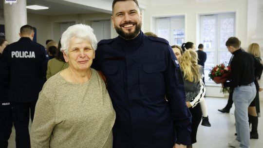 100 nowych policjantów zasiliło lubelski garnizon policji [GALERIA ZDJĘĆ]