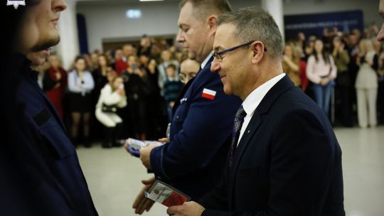 100 nowych policjantów zasiliło lubelski garnizon policji [GALERIA ZDJĘĆ]