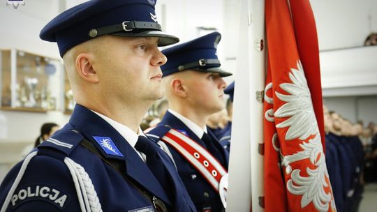 100 nowych policjantów zasiliło lubelski garnizon policji [GALERIA ZDJĘĆ]