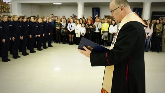 100 nowych policjantów zasiliło lubelski garnizon policji [GALERIA ZDJĘĆ]
