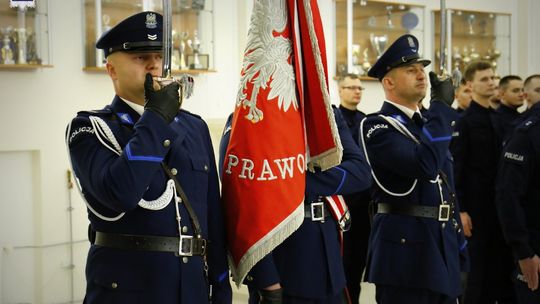100 nowych policjantów zasiliło lubelski garnizon policji [GALERIA ZDJĘĆ]