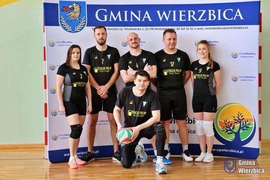 Powiatowy Turniej Piłki Siatkowej o Puchar Wójta Gminy Wierzbica [GALERIA ZDJĘĆ]