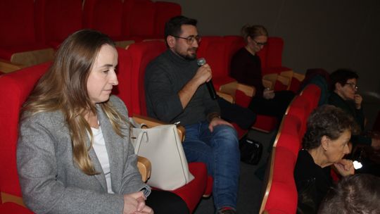 Chełm. Spotkanie autorskie. Prezydent Jakub Banaszek rozmawiał z Mateuszem Grzeszczukiem [GALERIA ZDJĘĆ]