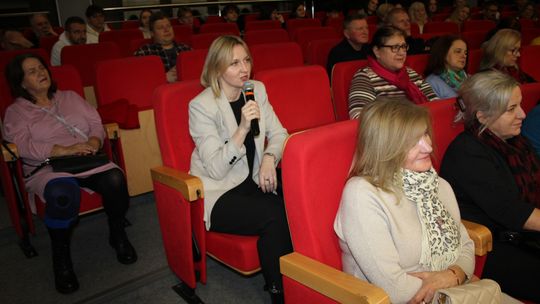 Chełm. Spotkanie autorskie. Prezydent Jakub Banaszek rozmawiał z Mateuszem Grzeszczukiem [GALERIA ZDJĘĆ]