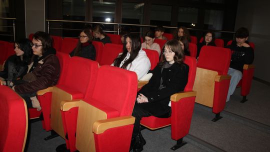 Chełm. Spotkanie autorskie. Prezydent Jakub Banaszek rozmawiał z Mateuszem Grzeszczukiem [GALERIA ZDJĘĆ]