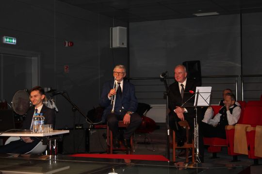 Chełm. Spotkanie autorskie z poetką Iwoną Chudobą w Chełmskiej Bibliotece Publicznej [GALERIA ZDJĘĆ]