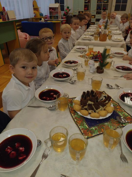 Chełm. Rodzinnie i świątecznie w Przedszkolu Miejskim nr 12 [GALERIA ZDJĘĆ]