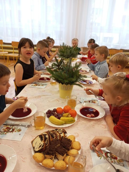 Chełm. Rodzinnie i świątecznie w Przedszkolu Miejskim nr 12 [GALERIA ZDJĘĆ]