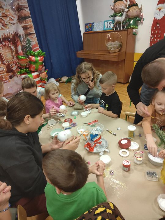 Chełm. Rodzinnie i świątecznie w Przedszkolu Miejskim nr 12 [GALERIA ZDJĘĆ]