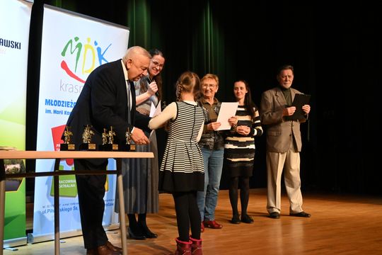 Pow. krasnostawski. XXI Powiatowe Spotkania z Kolędą „Pójdźmy wszyscy do stajenki” [GALERIA ZDJĘĆ]